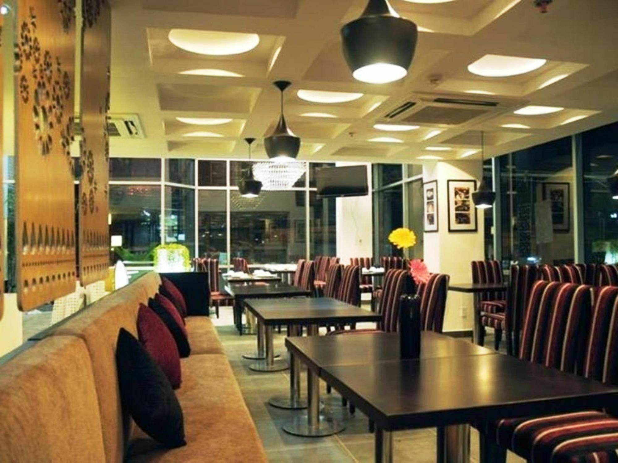 Minh Khang Hotel TP. Hồ Chí Minh Ngoại thất bức ảnh